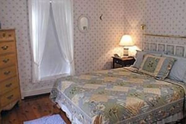The Sylvan Inn (Glen Arbor)
